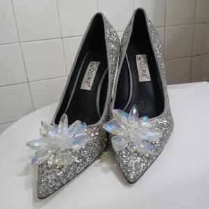 Gorgeous Silver Heels!